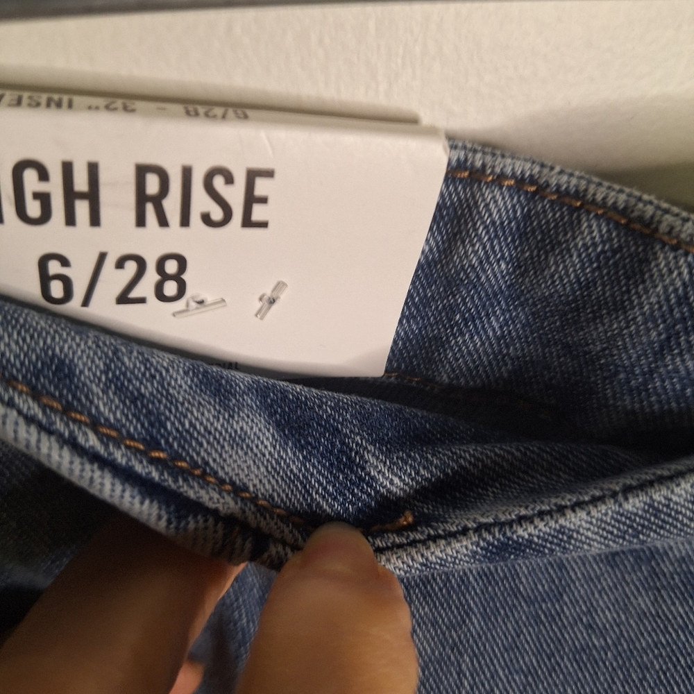 Kensie The Kaya High Rise Straight Wide Leg Jeans. Size 6/28 - Picture 3 of 8